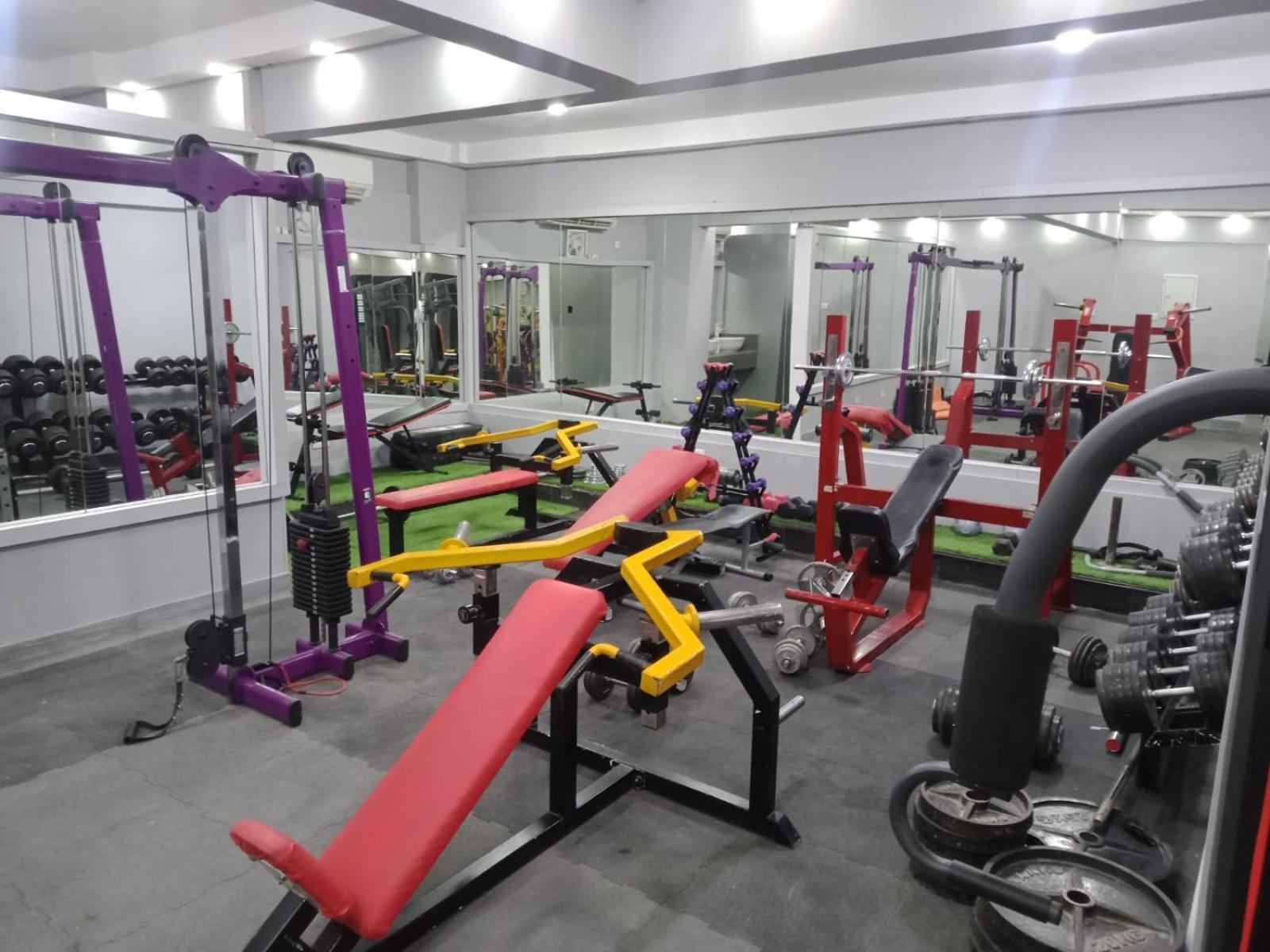 Rusayl Al Hussam Hotel Apartments מראה חיצוני תמונה