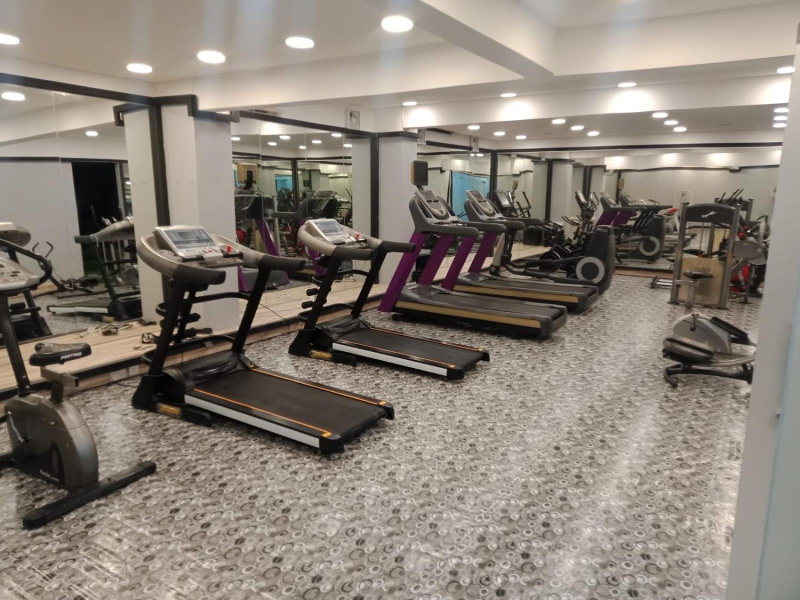 Rusayl Al Hussam Hotel Apartments מראה חיצוני תמונה