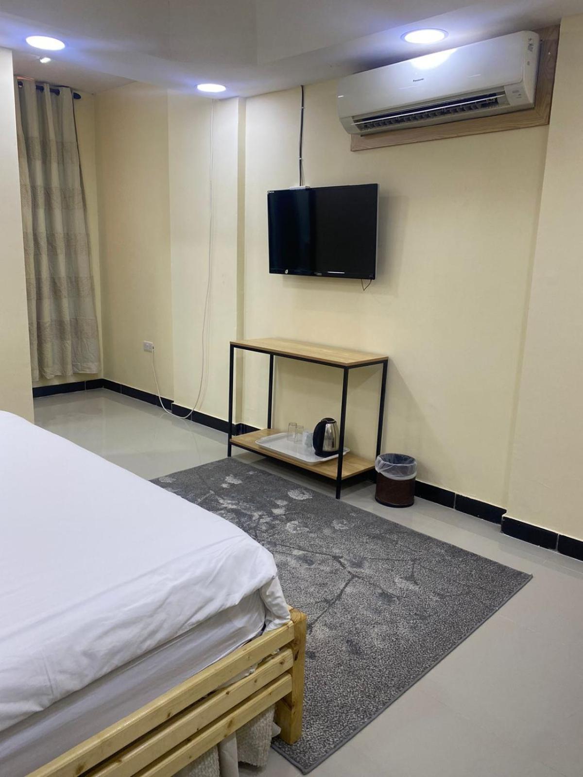 Rusayl Al Hussam Hotel Apartments מראה חיצוני תמונה