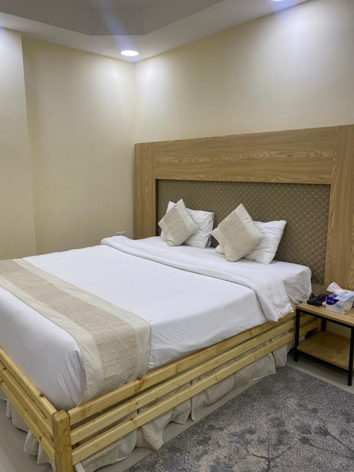 Rusayl Al Hussam Hotel Apartments מראה חיצוני תמונה