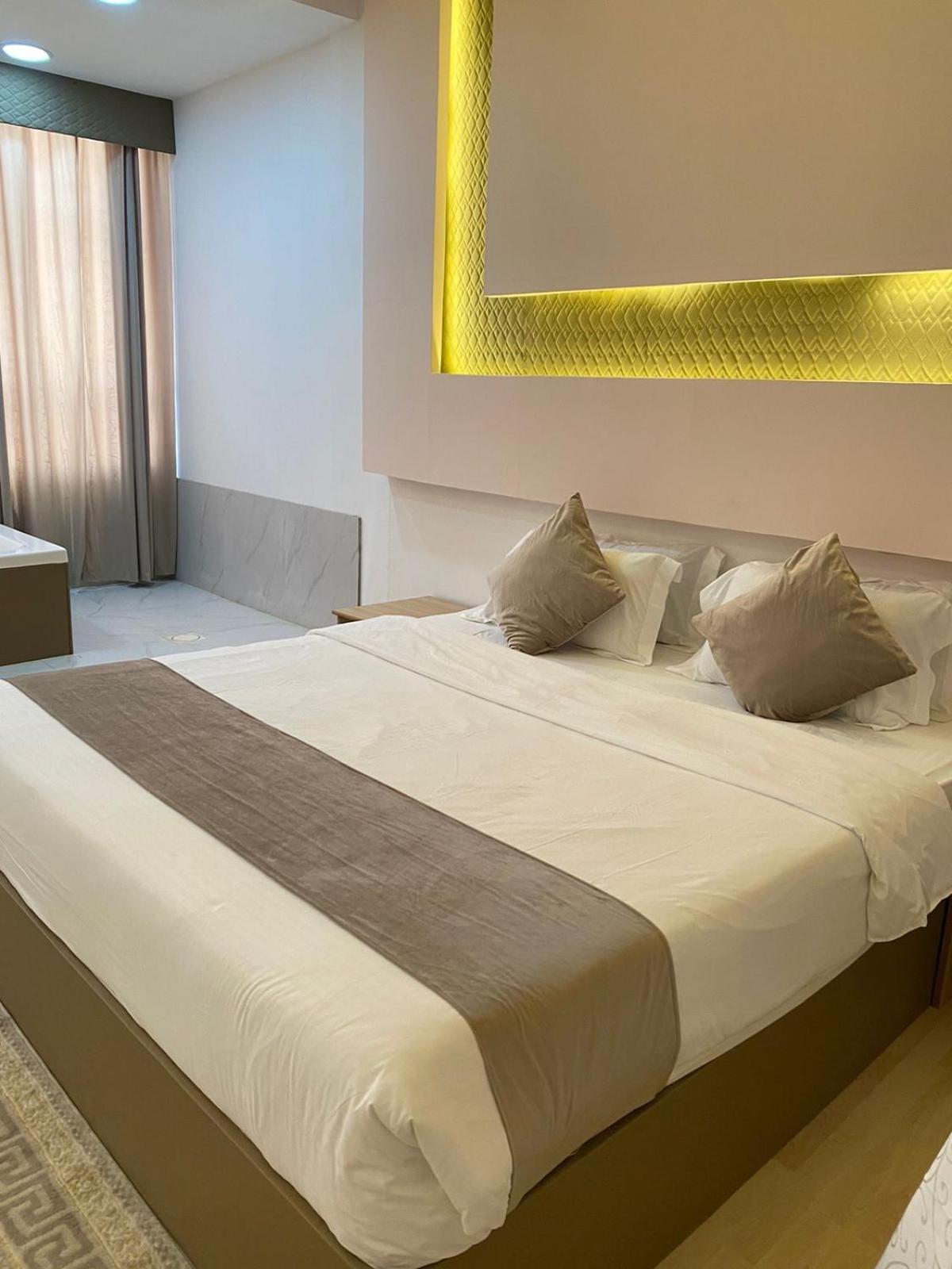 Rusayl Al Hussam Hotel Apartments מראה חיצוני תמונה