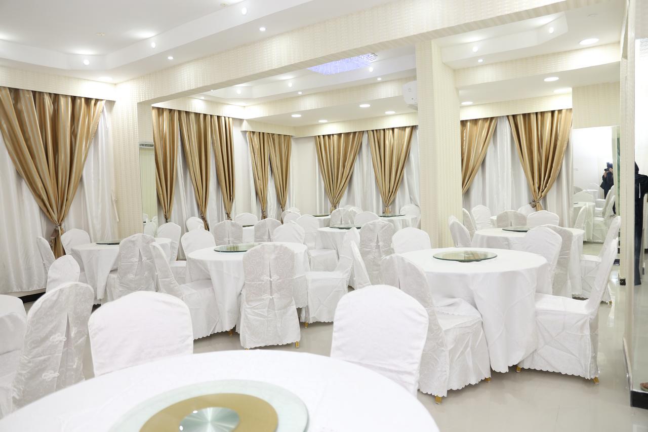 Rusayl Al Hussam Hotel Apartments מראה חיצוני תמונה