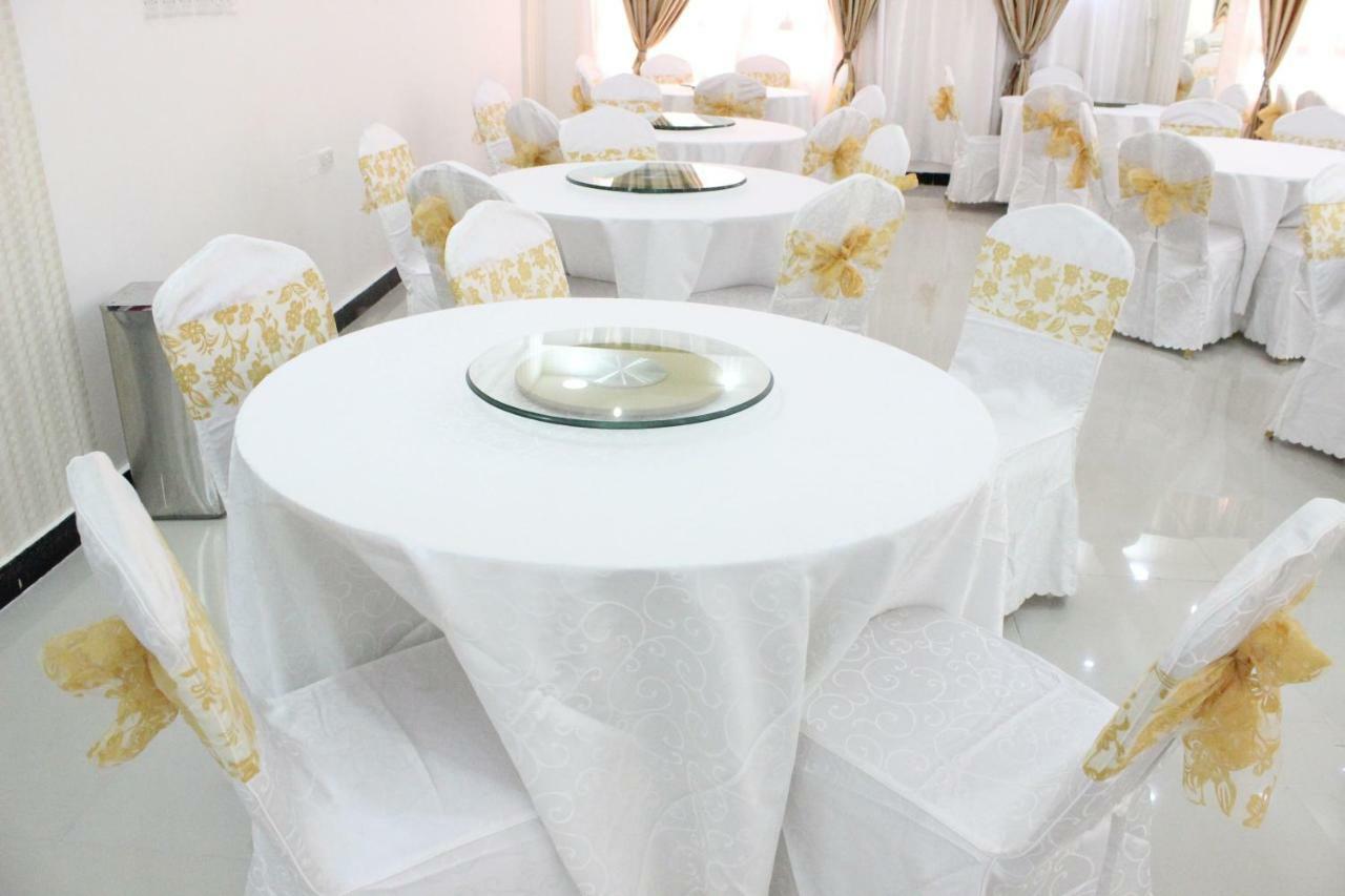 Rusayl Al Hussam Hotel Apartments מראה חיצוני תמונה